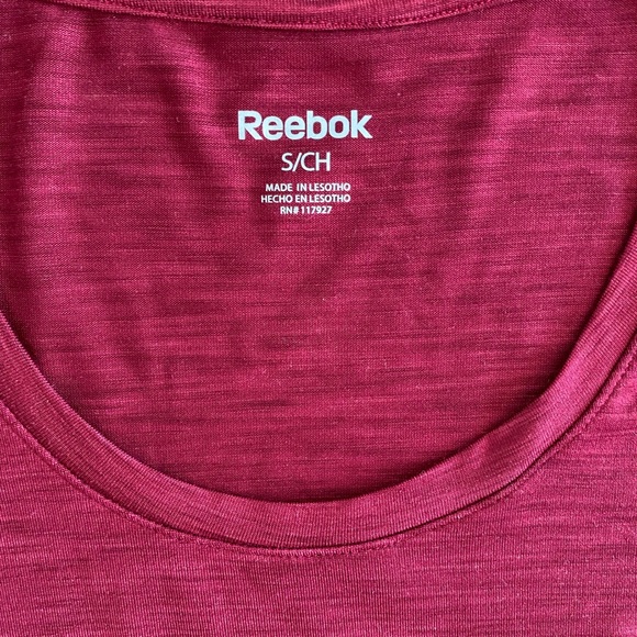 Reebok Long Sleeve Workout / Running Top - Picture 3 of 3